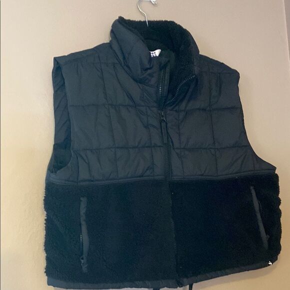 JoyLab Black Vest Versatile Lightweight Layer Black XL - Picture 3 of 5